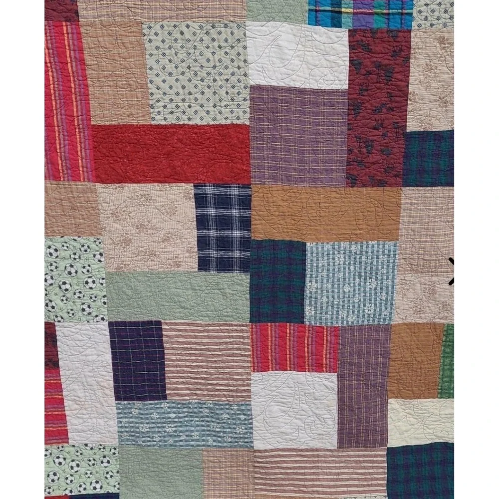1.a.0.0.0.1 Handmade Patchwork Quilt 64x79 Scrappy Soccer Ball Throw Blanket